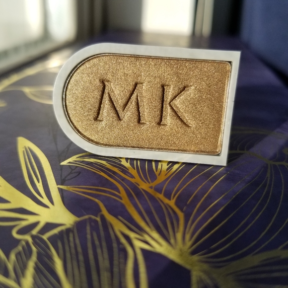 Mary Kay Other - Vintage Gold: Mary Kay Eyeshadow